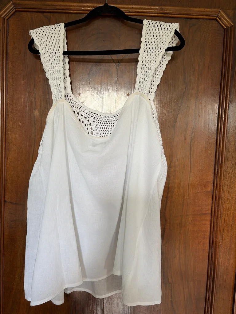 Blusa sin manga – photo 2